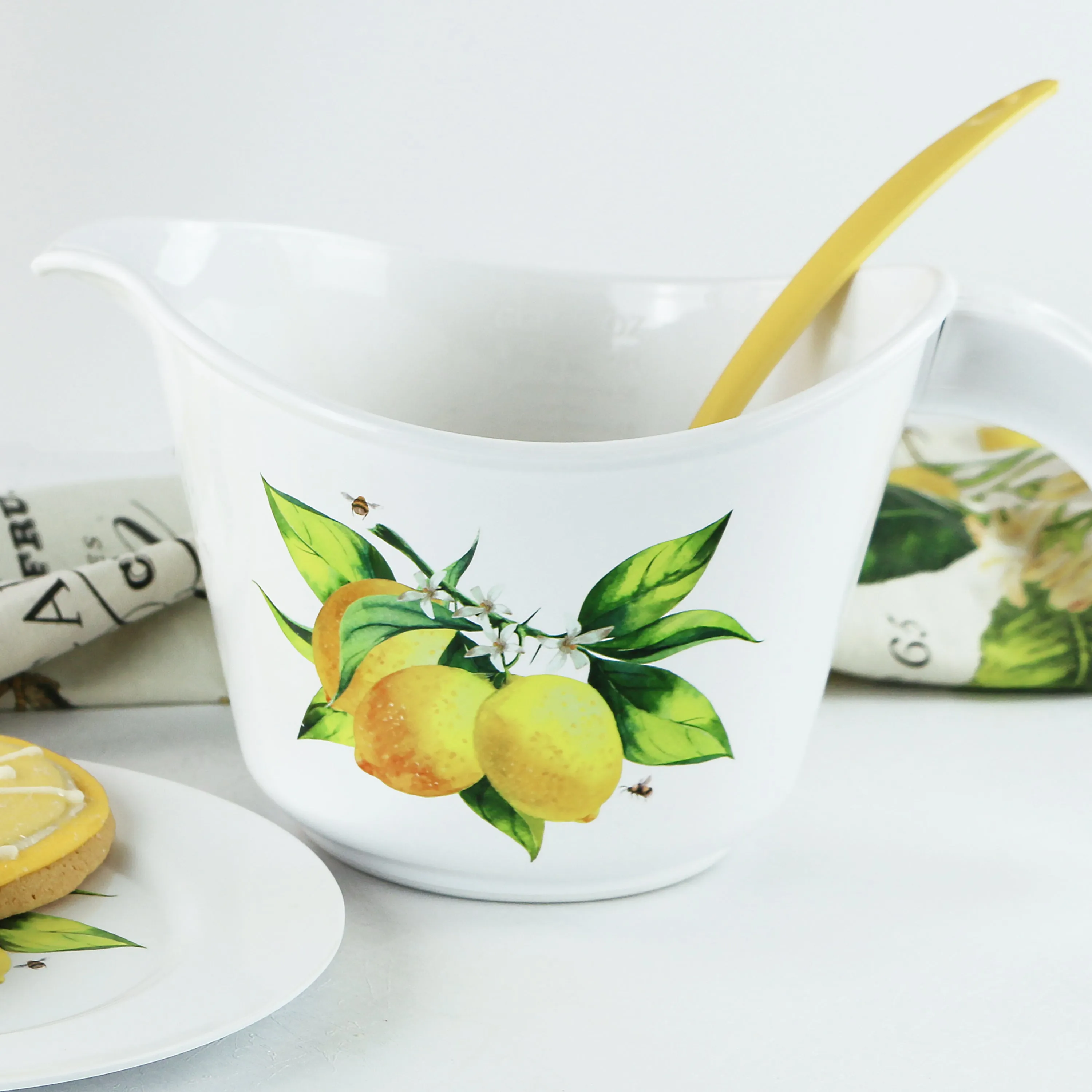 2 Qt. Microwave Batter Bowl, Fresh Lemons