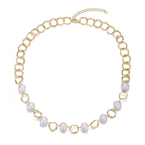 Brigitte Golden Pearl Midi Round Necklace