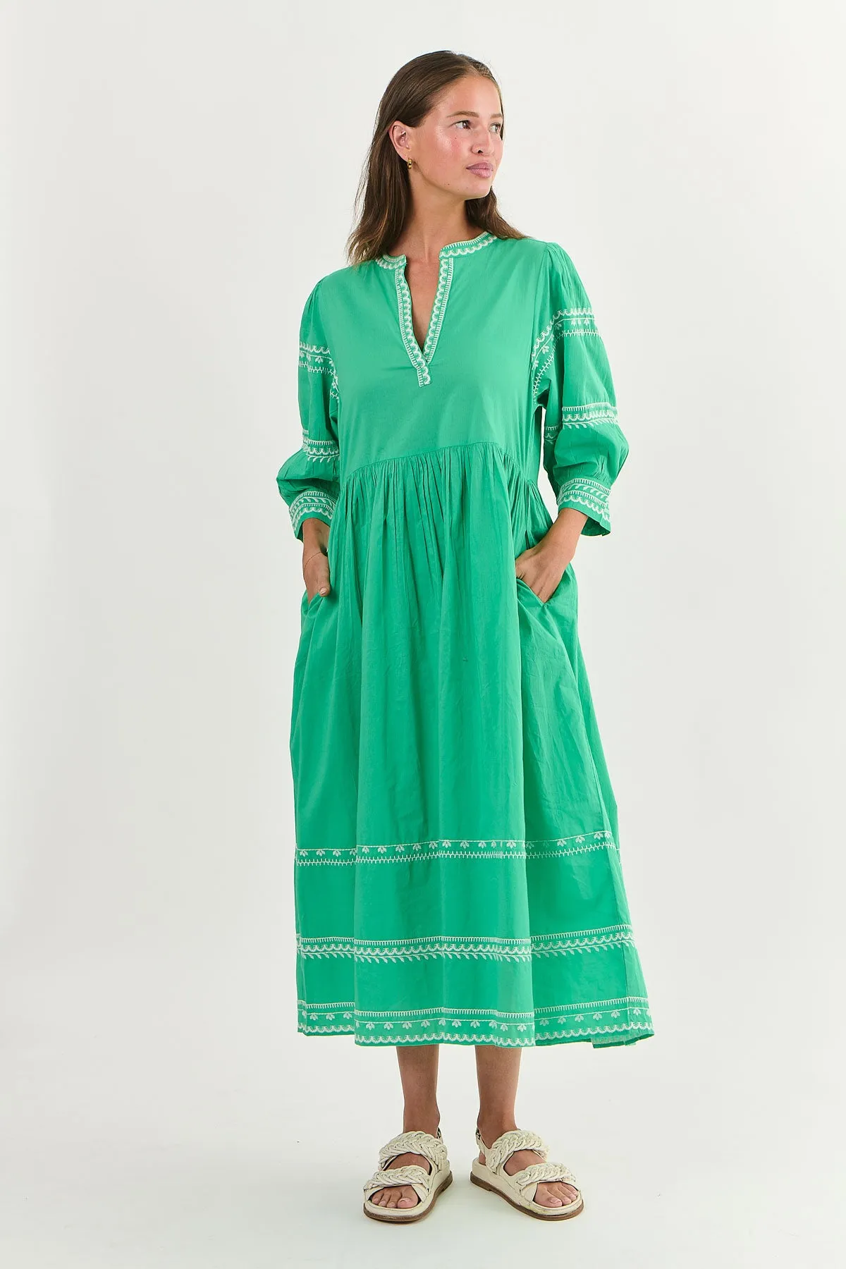 DE08 Dress in Seagrass