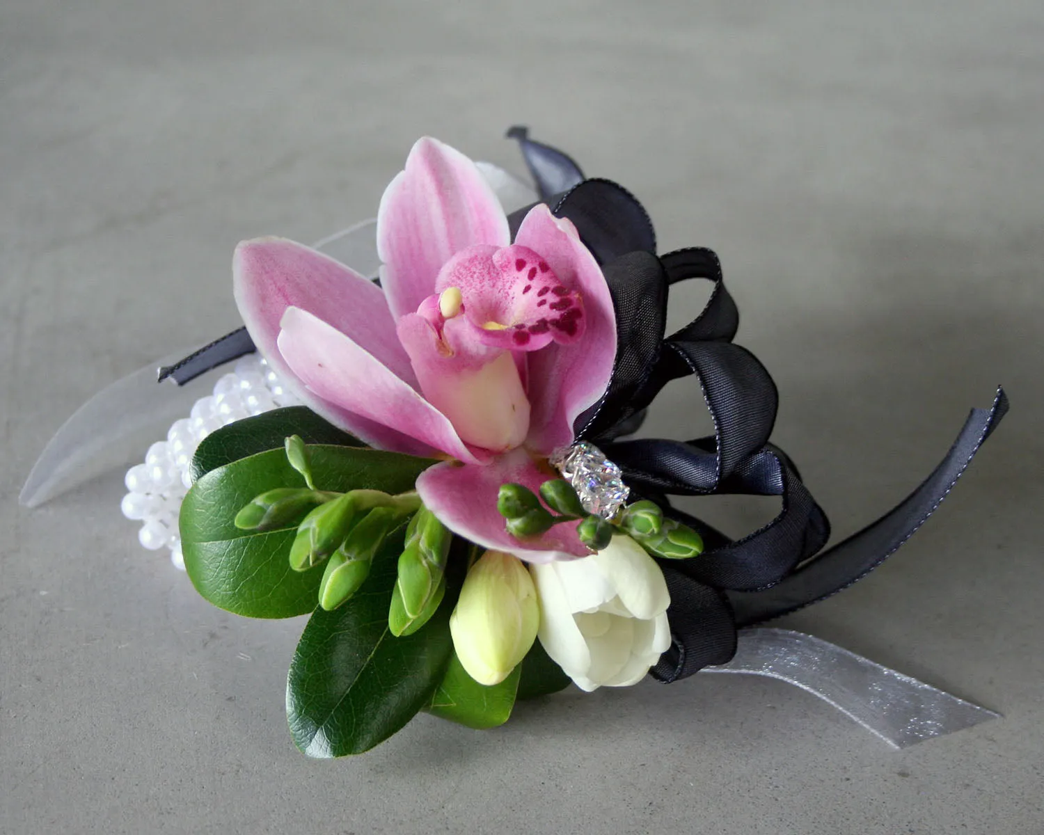 Fresh Floral Fashion Corsage