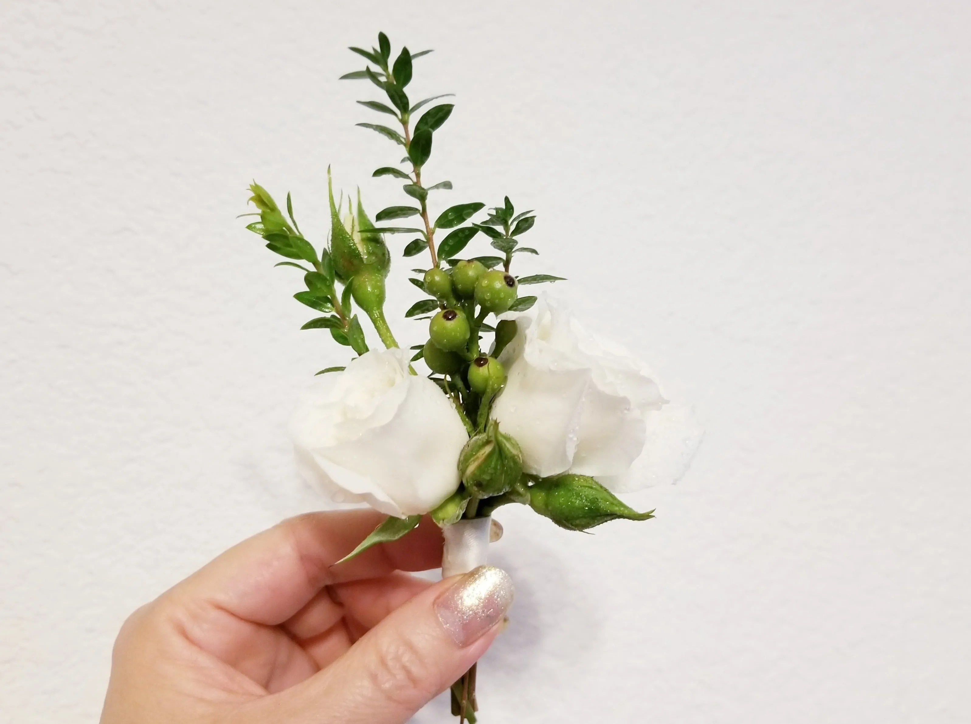Fresh Flower Necklaces & Boutonniere