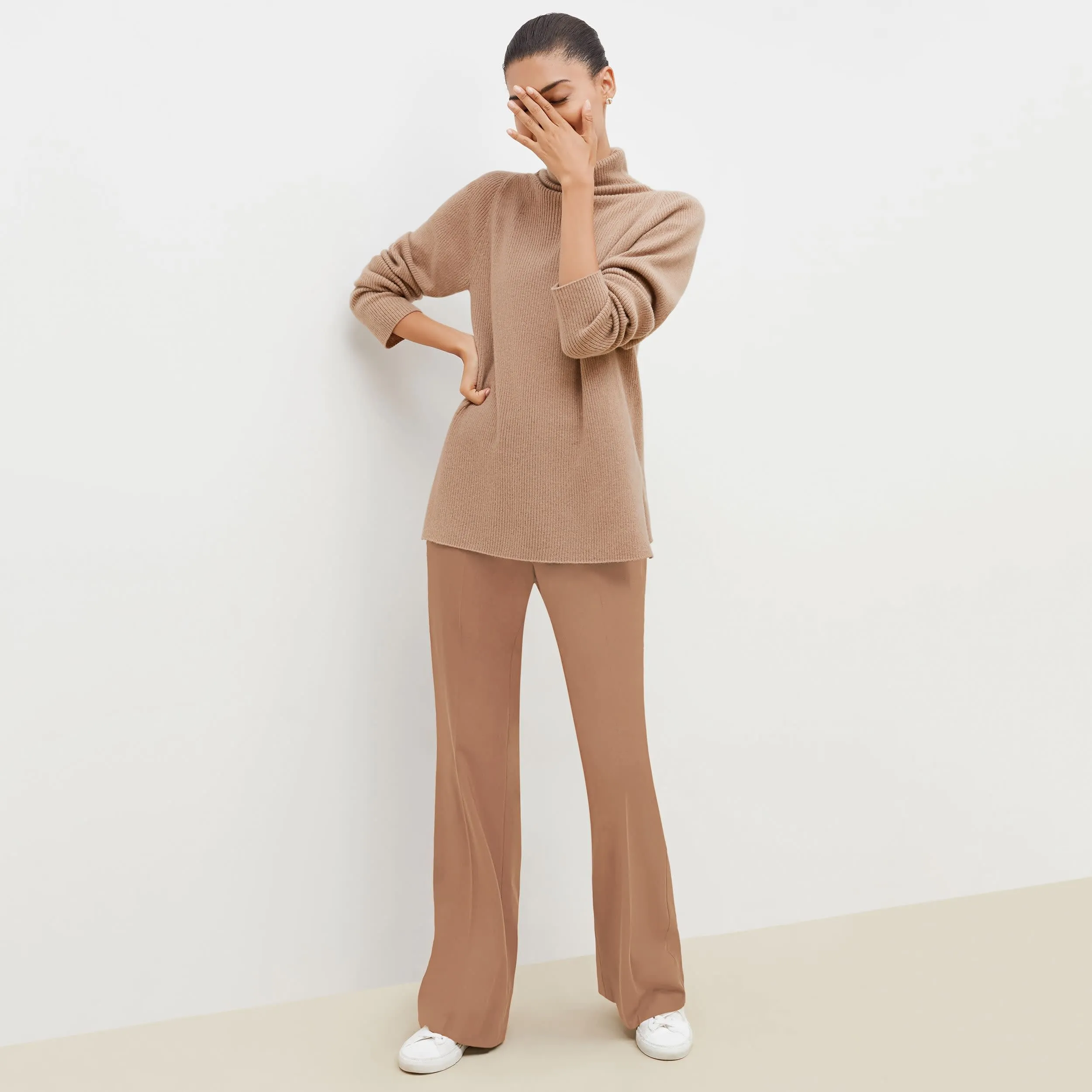 Horton Flare Trouser - Washable Wool Twill :: Camel