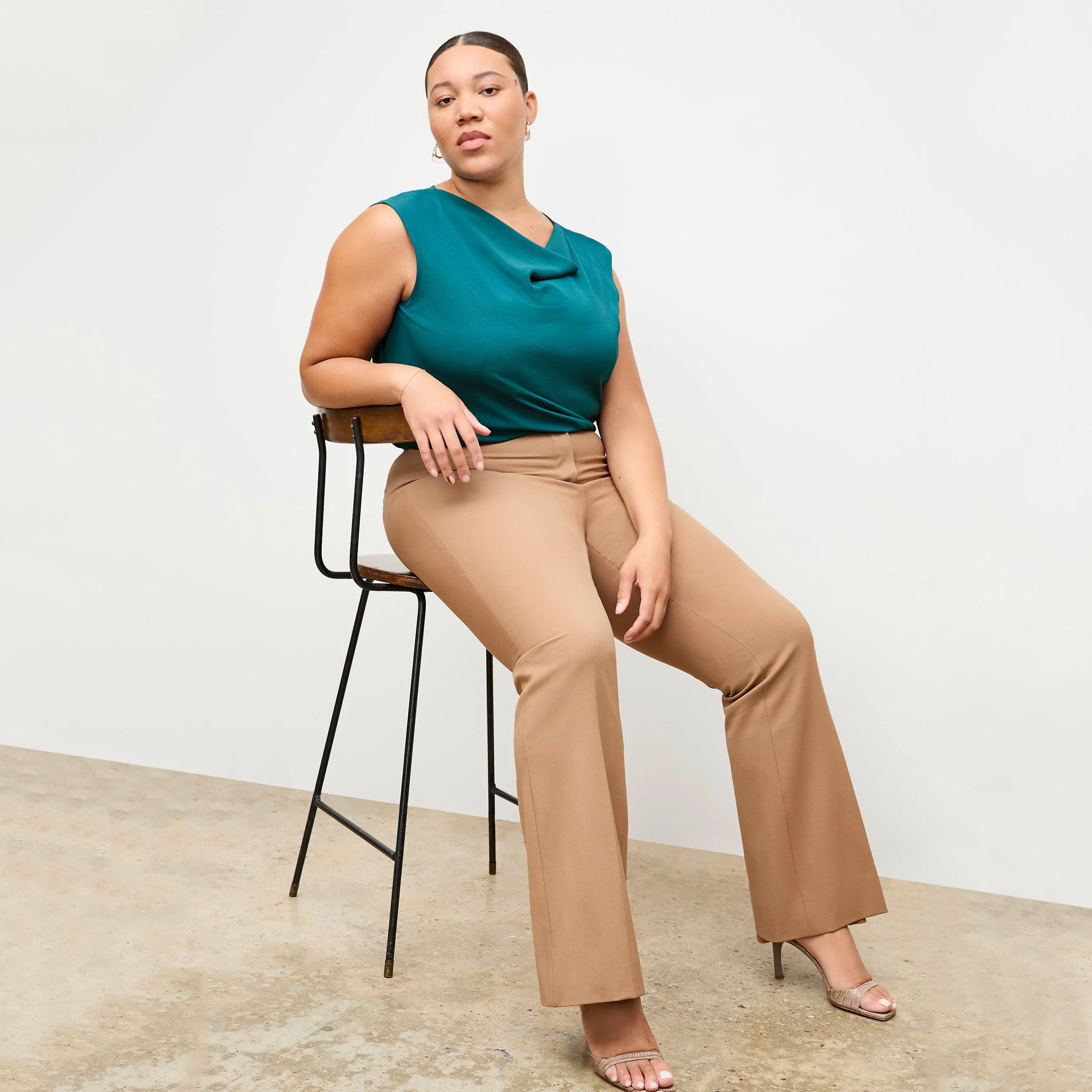 Horton Flare Trouser - Washable Wool Twill :: Camel