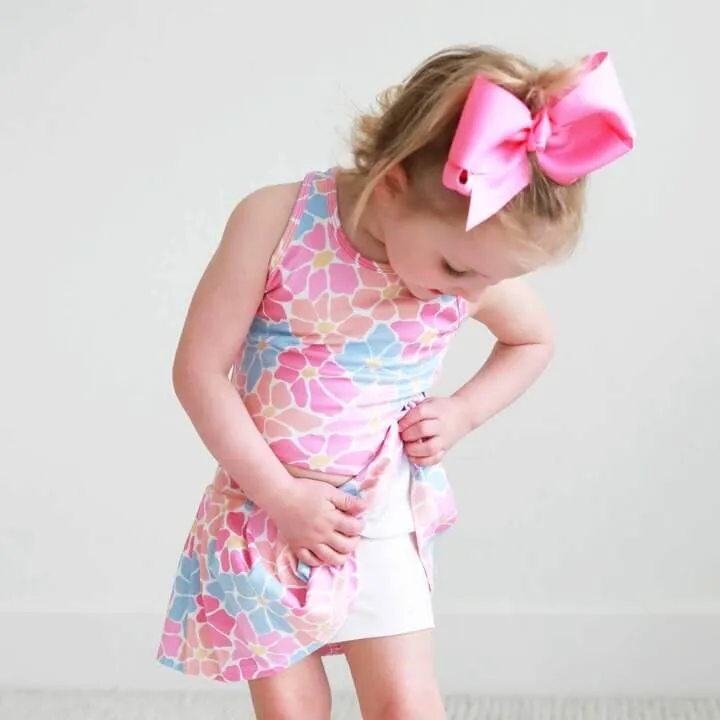 Kids CloudActive™ Athletic Pleated Skirt | Power Flowers