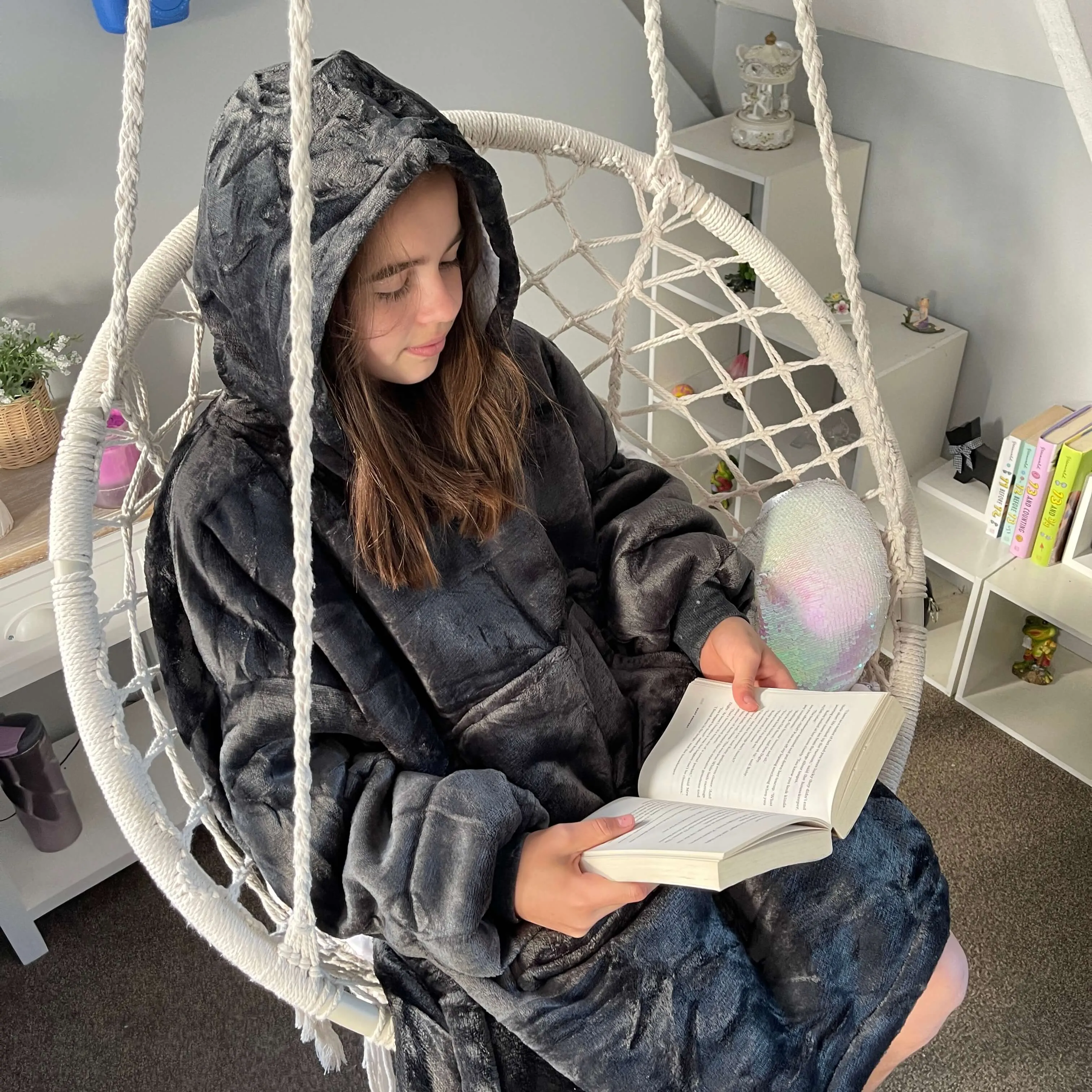Mega Hoodie - Grey