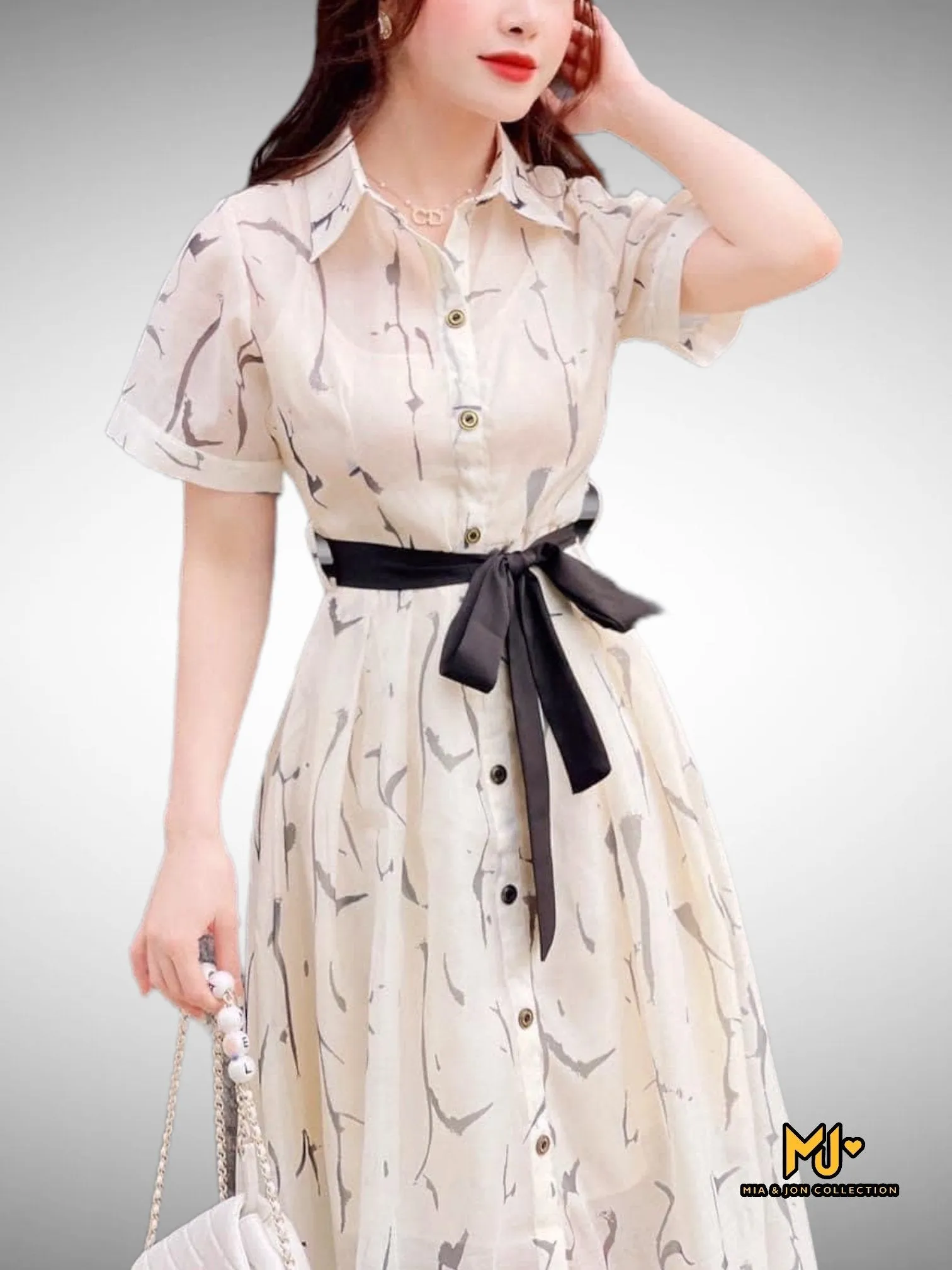 MJV2114 Flared Short-Sleeve Shirtdress