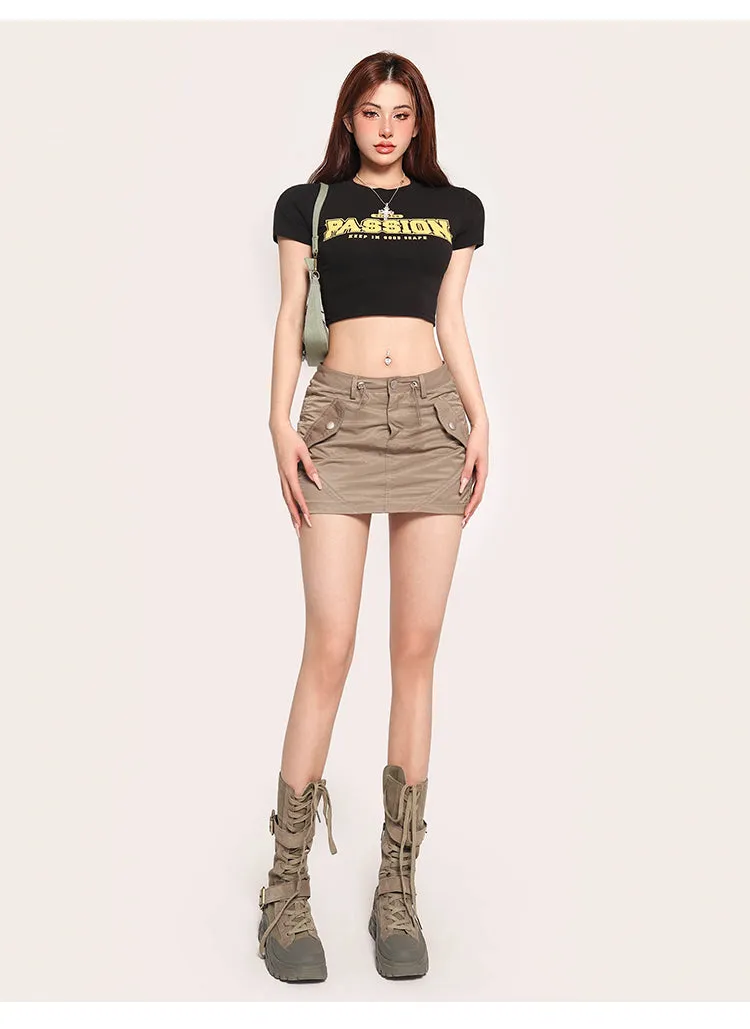 PASSION Graphic Letter Print Solid Color Short Sleeve Cropped Top