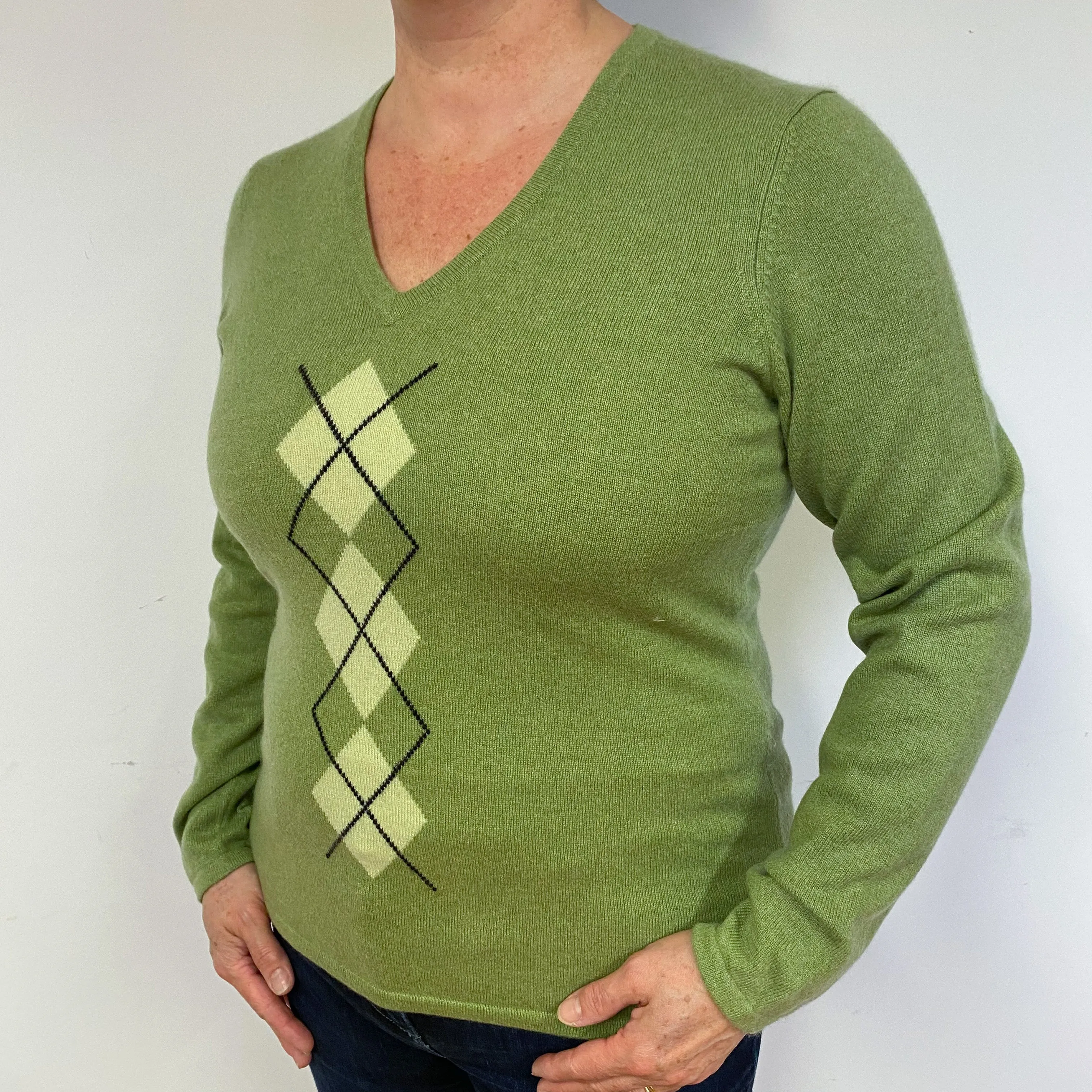 Pear Green Diamond  Cashmere V-Neck Jumper Large.