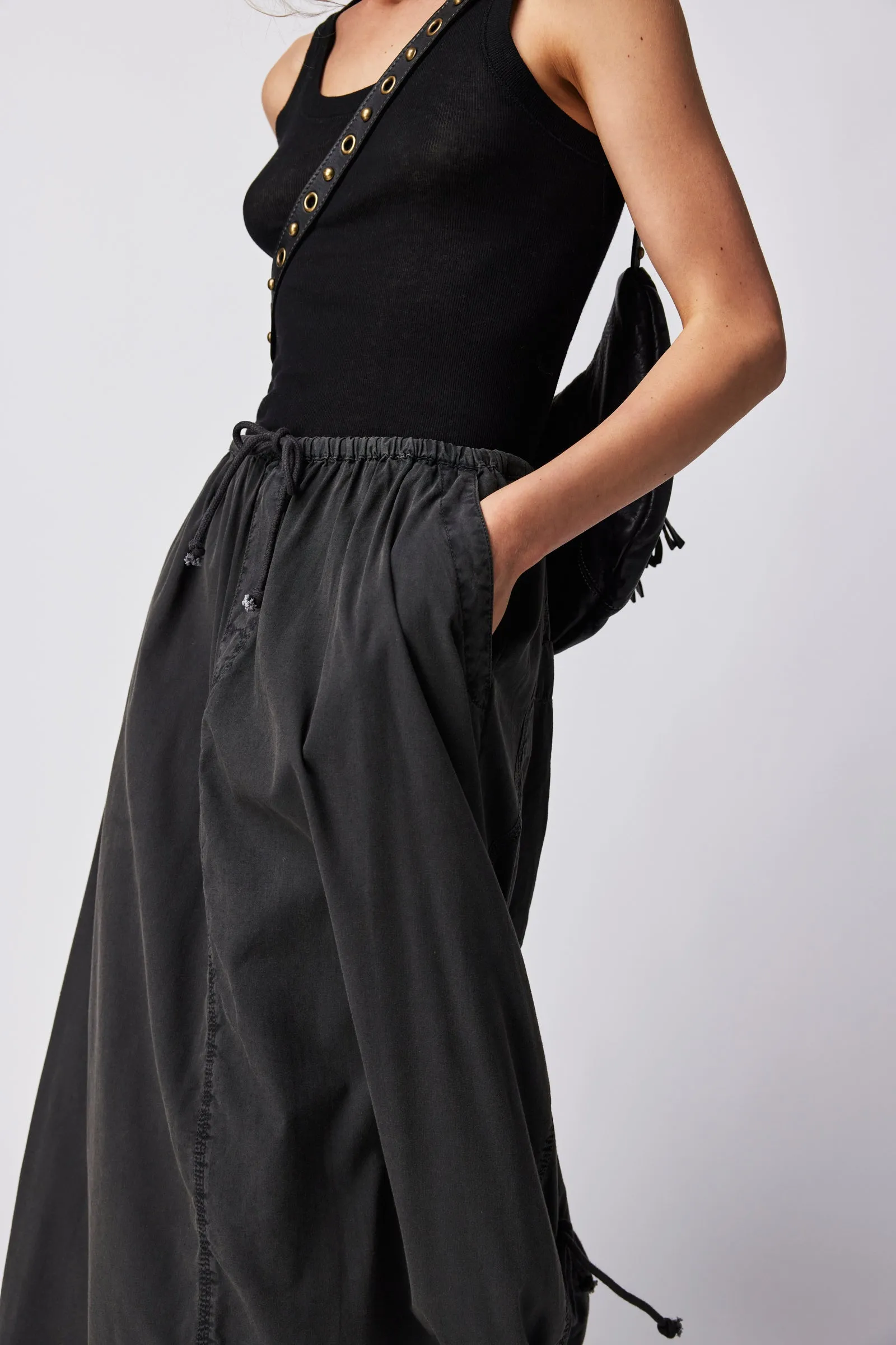 Picture Perfect Parachute Black 2