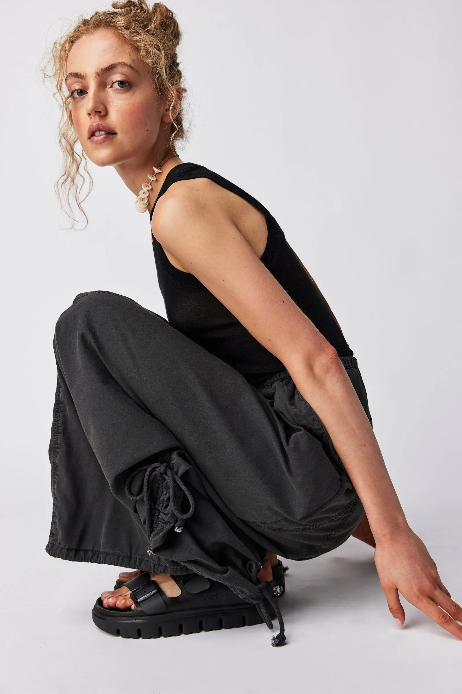Picture Perfect Parachute Black 2