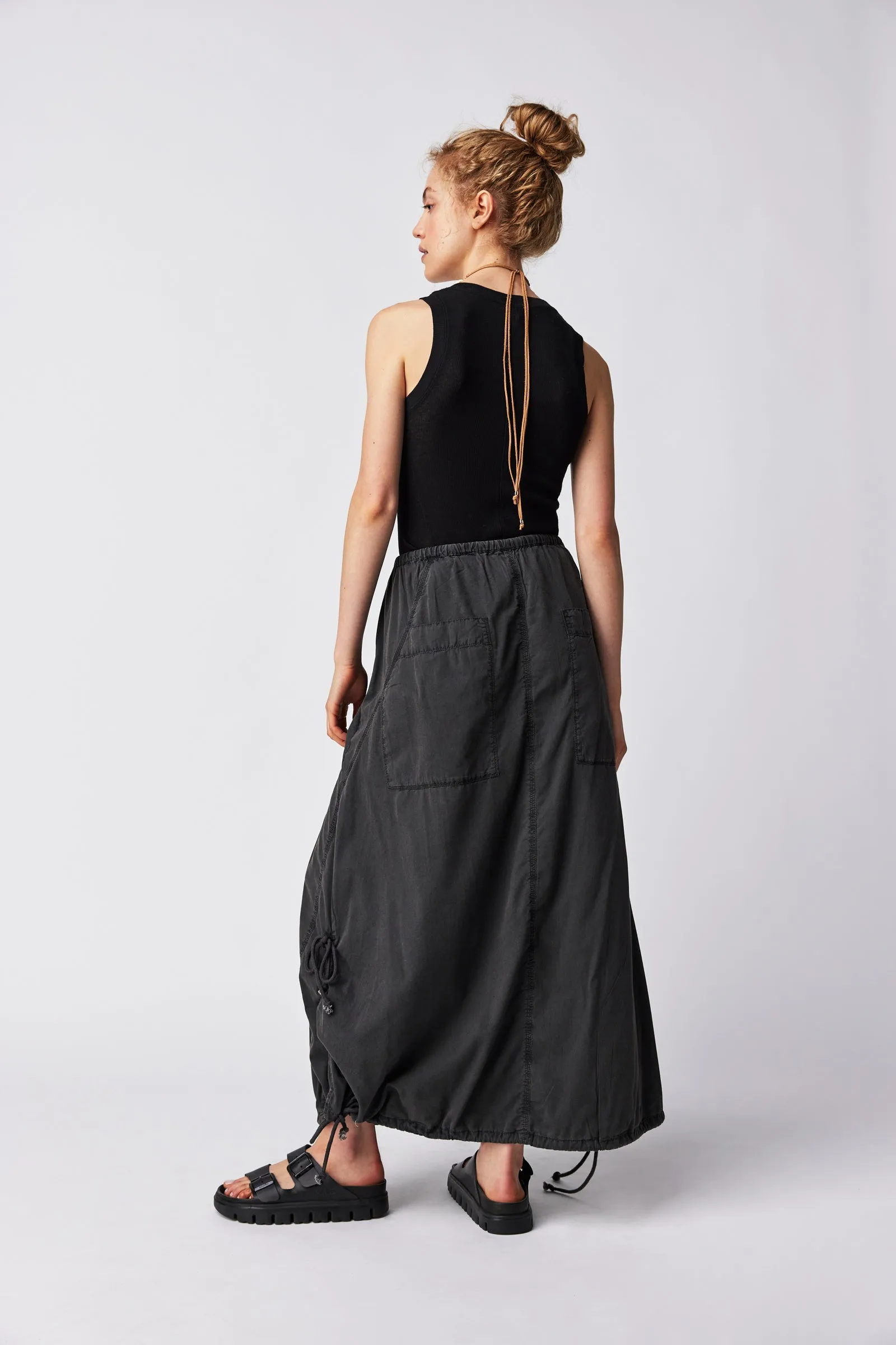 Picture Perfect Parachute Black 2