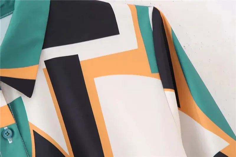 Pre Order:  Green Geometric Printed Long Sleeve Midi Dress