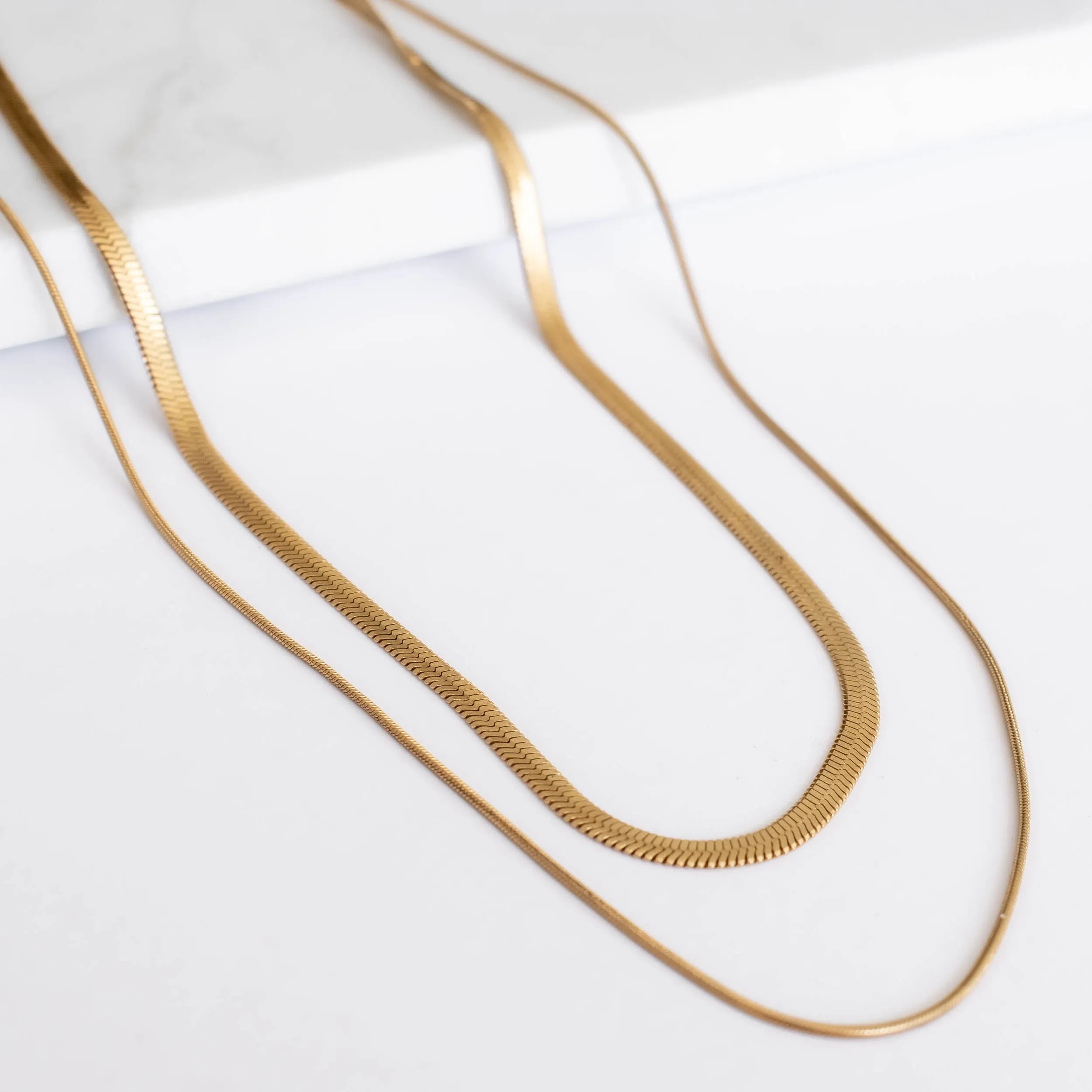 SLOAN NECKLACE