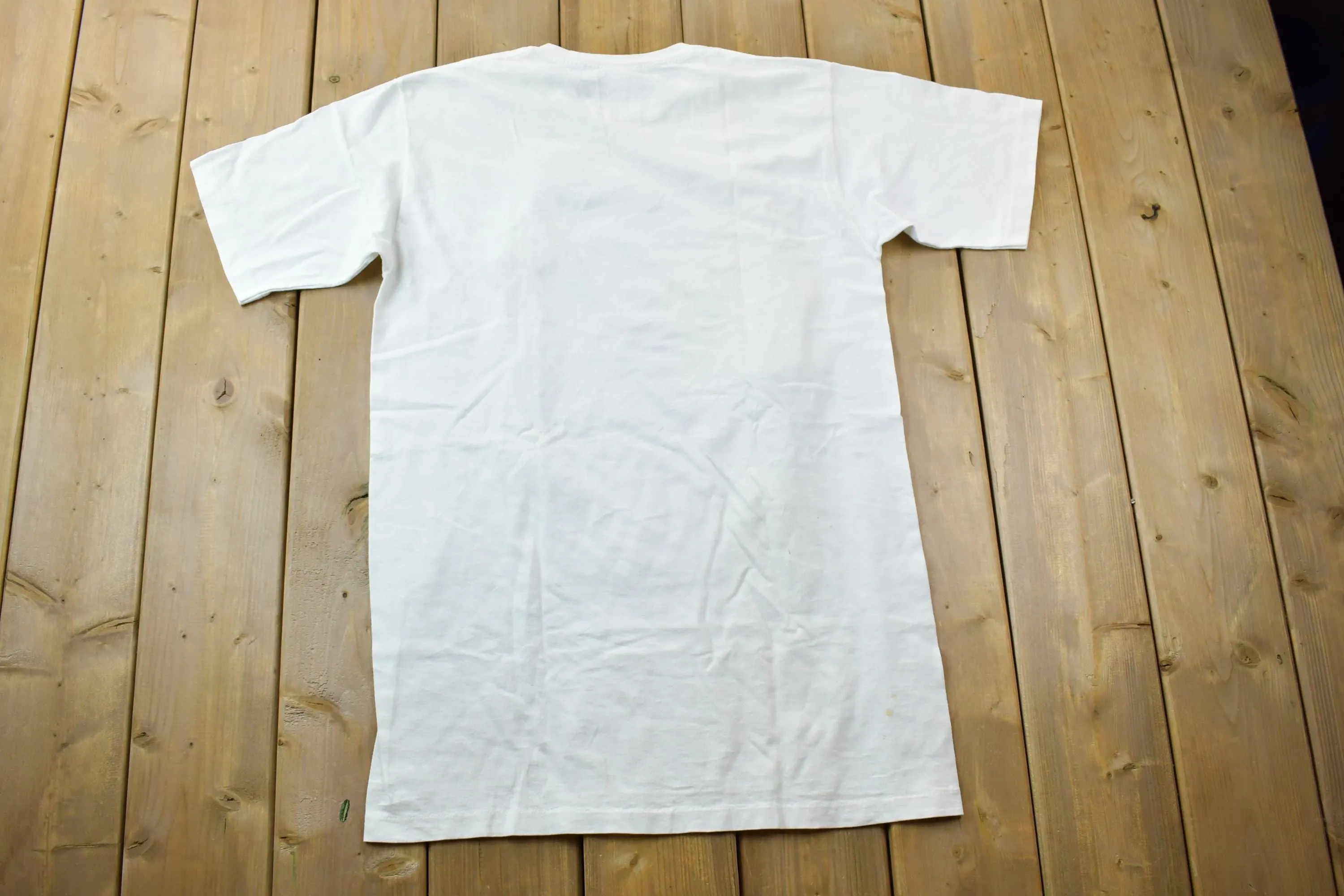 Vintage 1990s Laguna Beach Neon Fish Tropical Threads Souvenir T-Shirt