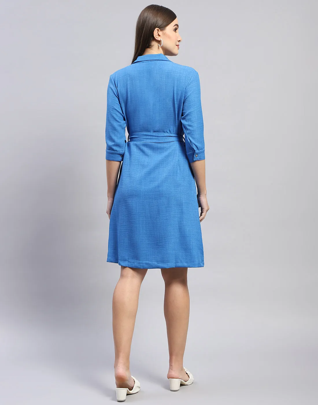 Women Blue Solid Collar 3/4 Sleeve Tunic